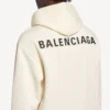 Balenciaga Damen-Hoodie mit mittlerer Passform und „Back“-Motiv in Creme Balenciaga Damen-Hoodie mit mittlerer Passform und „Back“-Motiv in Creme