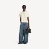 Balenciaga Damen-T-Shirt mit „Back“-Motiv in cremefarbener Ausführung und mittlerer Passform