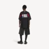 Balenciaga Herren | Oversize-T-Shirt aus der NBA-Kollaboration in Schwarz/Mehrfarbig Balenciaga Herren | Oversize-T-Shirt aus der NBA-Kollaboration in Schwarz/Mehrfarbig