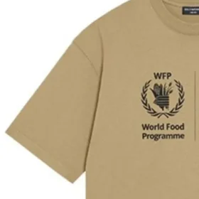 Balenciaga x World Food Program T-Shirt „Beige“ 612965THV849605 Balenciaga x World Food Program T-Shirt „Beige“ 612965THV849605