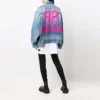 BB Sprayed Denim-Jacke, Large Fit „Electric Blue Fuchsia“ 678354TCW030406