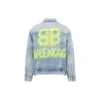 BB Sprayed Denim-Jacke, Large-Passform „Hellblau-Gelb“ 678354TDW143341