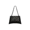 Crush Medium Kettenhandtasche, gesteppt „Schwarz“ 716393210IY1000