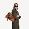 Damen-Handtasche „Rodeo“ in mittlerer Größe in der Farbe „New Tan“ Damen-Handtasche „Rodeo“ in mittlerer Größe in der Farbe „New Tan“