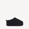 Damen-Pantolette „Alaska Soft“ mit Plateau in Schwarz Damen-Pantolette „Alaska Soft“ mit Plateau in Schwarz