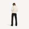 Damen-Pullover mit hohem Kragen, von hinten nach vorne getragen, in Off-White