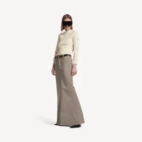 Damen-Pullover mit Rundhalsausschnitt in Creme Damen-Pullover mit Rundhalsausschnitt in Creme