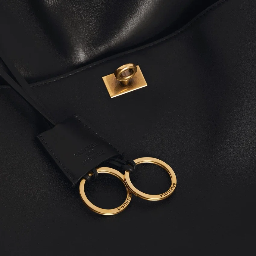 Damen-Rodeo-Handtasche, mittelgroß, in Schwarz Damen-Rodeo-Handtasche, mittelgroß, in Schwarz