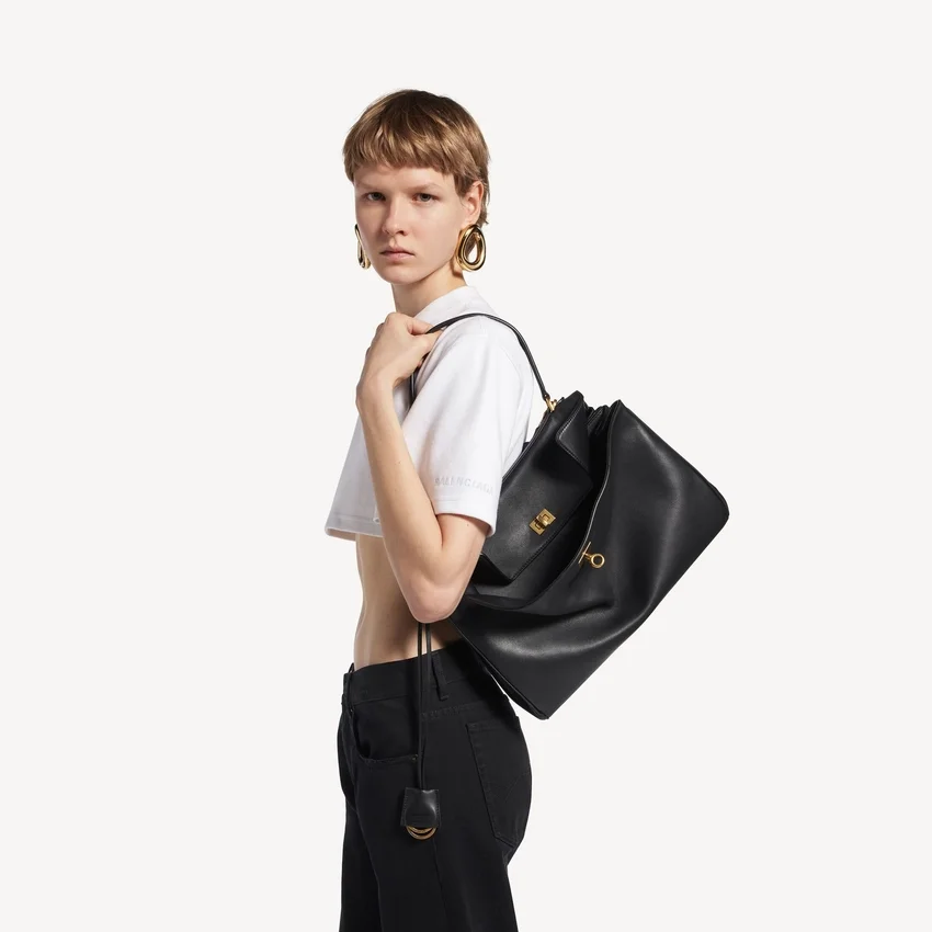 Damen-Rodeo-Handtasche, mittelgroß, in Schwarz Damen-Rodeo-Handtasche, mittelgroß, in Schwarz