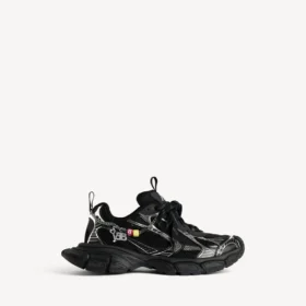 Damen-Sneaker in 3XL mit Anhängern in Schwarz/Silber