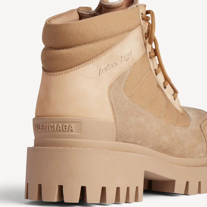 Damen-Stiefel „Combat Strike Low“ in Sand Damen-Stiefel „Combat Strike Low“ in Sand