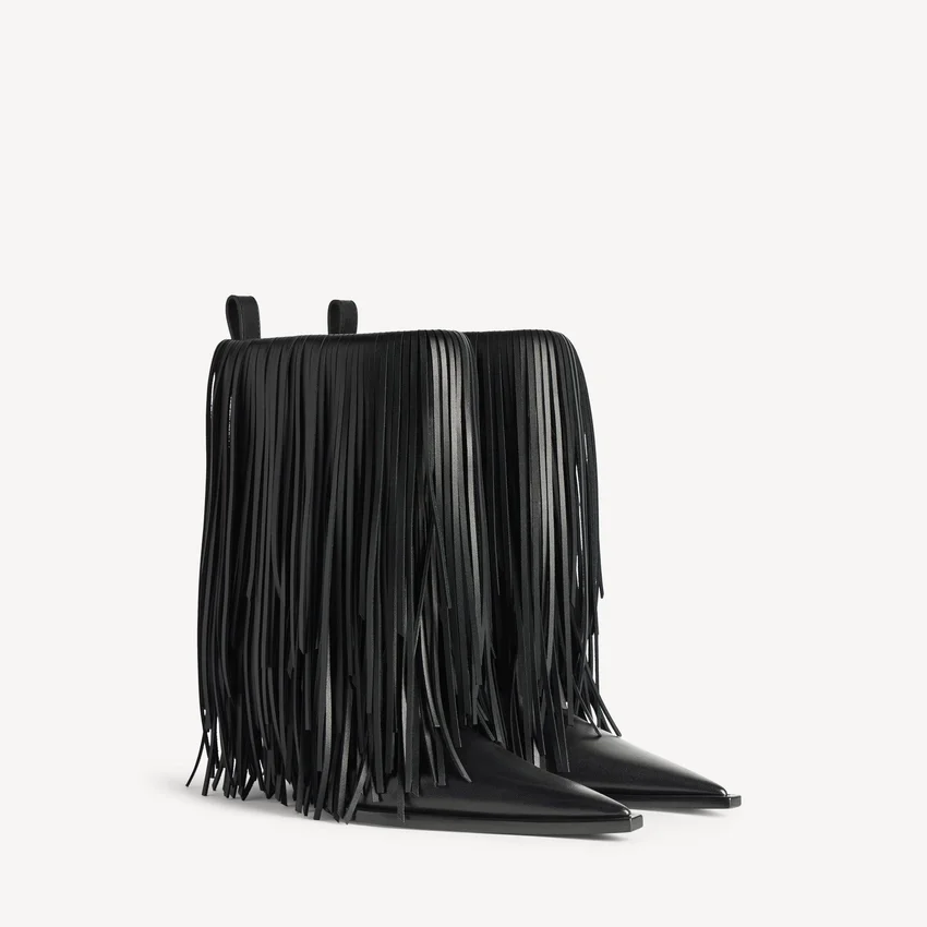 Damen-Stiefeletten „Avenue“ mit Fransen in Schwarz Damen-Stiefeletten „Avenue“ mit Fransen in Schwarz