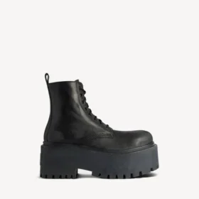 Damen-Stiefeletten „Strike“ mit Plateau in Schwarz