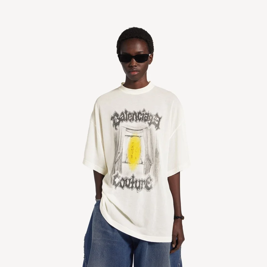 Damen-T-Shirt „Salon de Couture“ in Creme Damen-T-Shirt „Salon de Couture“ in Creme