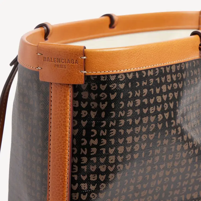 Damen-Tasche „Select“ in Mittelgröße, schwarz/rot Damen-Tasche „Select“ in Mittelgröße, schwarz/rot