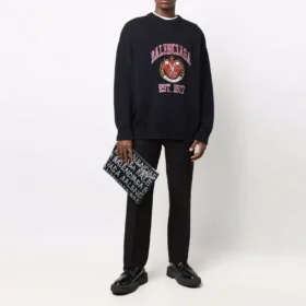 Est. 1917 College-Logo-Pullover mit Rundhalsausschnitt „Schwarz“ 675267T32171000 Est. 1917 College-Logo-Pullover mit Rundhalsausschnitt „Schwarz“ 675267T32171000