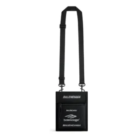 Explorer Kleine Tasche mit Riemen „Schwarz“ 6559822AAXT1000