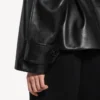 Gefalteter kurzer Trenchcoat für Damen in Schwarz