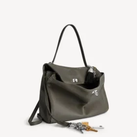 Große Rodeo-Handtasche für Damen mit Anhängern in Khaki