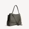 Große Rodeo-Handtasche für Damen mit Anhängern in Khaki Große Rodeo-Handtasche für Damen mit Anhängern in Khaki