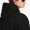 Herren-Hoodie „Messy Spray“ in mittlerer Passform  in Schwarz