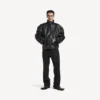 Herren-Jacke aus Lammfell mit Reißverschluss in Schwarz Herren-Jacke aus Lammfell mit Reißverschluss in Schwarz
