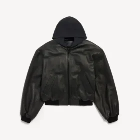 Herren-Kapuzenjacke mit Aufnähern in Schwarz