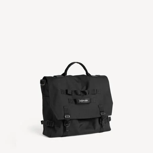 Herren-Messenger-Tasche im Army-Stil in Schwarz Herren-Messenger-Tasche im Army-Stil in Schwarz