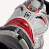 Herren-Sneaker im Farbverlauf in Grau/Rot/Schwarz Herren-Sneaker im Farbverlauf in Grau/Rot/Schwarz