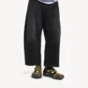 Herren-Wandersandale als Sneaker in Taupe/Schwarz/Neongelb Herren-Wandersandale als Sneaker in Taupe/Schwarz/Neongelb