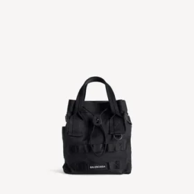 Kleine Herren-Army-Tasche in Schwarz