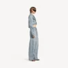 Damenjeans mit verdrehten Nähten in Bleach Light Blue