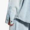 Langärmliges Herren-Denim-Hemd in Hellblau Langärmliges Herren-Denim-Hemd in Hellblau