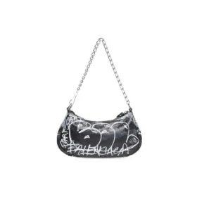 Le Cagole Mini-Tasche mit Kette und Graffiti „Black“ 695814210G61090