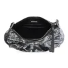 Le Cagole Mini-Tasche mit Kette und Graffiti „Black“ 695814210G61090