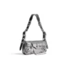 Le Cagole XS-Umhängetasche Metallic „Silber“ 7716700GT3Y8103