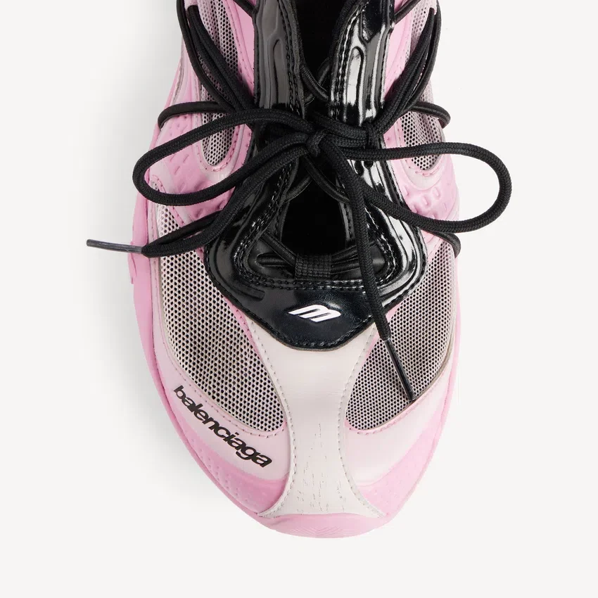 Radar-Slip-On-Sneaker für Damen in Rosa/Schwarz Radar-Slip-On-Sneaker für Damen in Rosa/Schwarz
