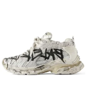 Runner Graffiti Sneaker „Weiß Schwarz“ 772774W3RBQ9010