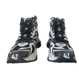 Runner High-Top-Sneaker „Bicolor Schwarz und Weiß“ 695764W3RH29010