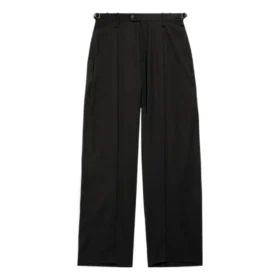 Skater-Hose mit tailliertem Schnitt „Schwarz“ 768544TPT031000