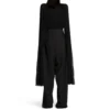 Skater-Hose mit tailliertem Schnitt „Schwarz“ 768544TPT031000
