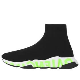Speed Graffiti Sneaker „Schwarzer Strick mit neongrüner Graffiti-Sohle“ 605972W05GY1935