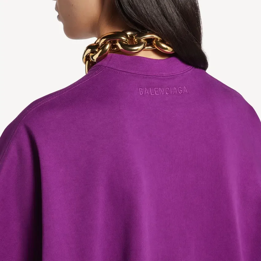 Strukturiertes Damen-T-Shirt in Violett Strukturiertes Damen-T-Shirt in Violett