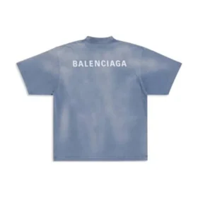 T-Shirt mit Rückenausschnitt, mittlere Passform „Blue White“ 764235TPVK14313