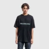 T-Shirt mit verschwommenem Logo „Black Blue“ 661705TKVD51070