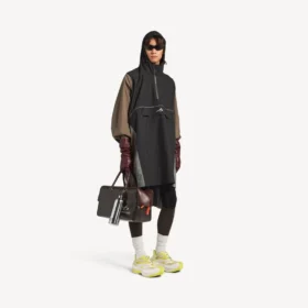 Techwear-Poncho für Herren in Schwarz