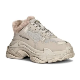 Triple S „Kunstfell – Beige“ 668562W3CQ59710