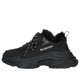 Triple S „Kunstfell – Schwarz“ 668562W3CQ51000
