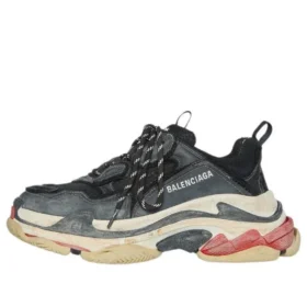 Triple S „Lack Red“ 533882W3CS11061