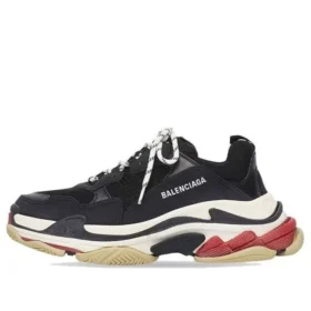 Triple S Sneaker „Black Red“ 533882W09OM1000